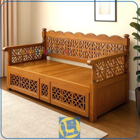 تخت چوبی سنتی 160*60 مدل TrK150 که دارای طراحی شبکه شده و مناسب برای رستوران قهوه خانه سفره خانه فضای باز باغی ویلایی تراس و حیاط میباشد.
