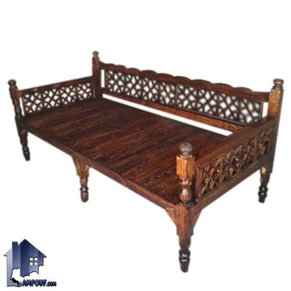 تخت چوبی سنتی چهار نفره TrK247 دارای طراحی به صورت خراطی شده که برای رستوران قهوه خانه سفره خانه و فضای باز و ویلا و باغی مورد استفاده قرار می‌گیرد