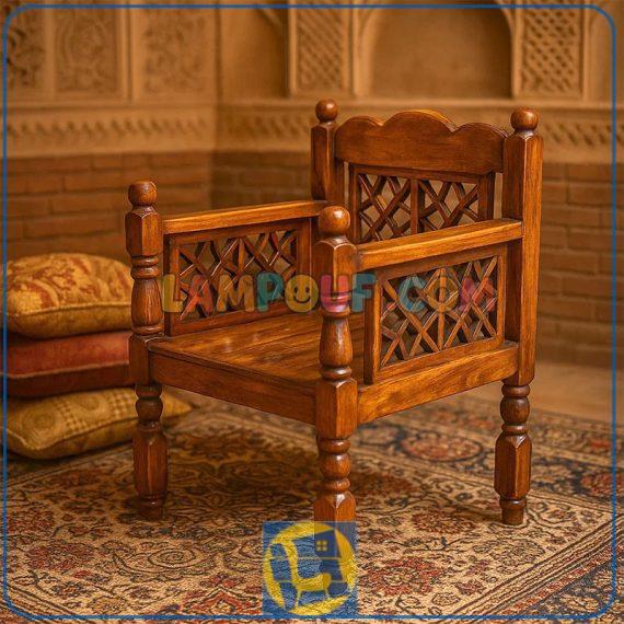 صندلی چوبی سنتی 60*60 مدل TrK255 که مناسب برای سفره خانه و قهوه خانه و رستوران و مسجد و حسینه و هیئت ها به صورت سنتی و خراطی شده ساخته می‌شود.