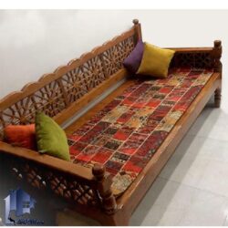 تخت سنتی سه نفره 60*160مدل TrK256 که به عنوان تخت چوبی خراطی شده قهوه خانه ای و سفره خانه ای با رنگ های متنوع مورد استفاده قرار می‌گیرد;