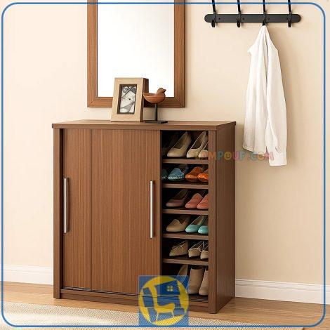 جاکفشی SHJ309 با طراحی به صورت دو درب و درب کشویی که داخل این کمد جاکفشی به شکل قفسه دار و طبقه دار ساخته شده و مورد استفاده در ورودی منزل قرار میگیرد.