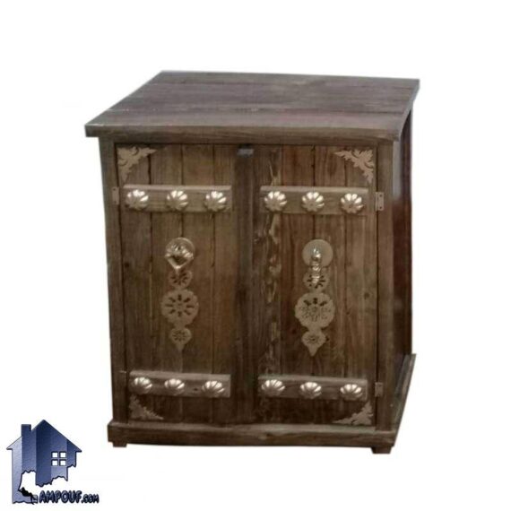جاکفشی سنتی SHK202 دارای دو درب چوبی از جنس چوب روس که به عنوان یک دکور سنتی در ورودی منازل و اتاق خواب و فضا هایی که دارای دکور سنتی هستند استفاده می‌شود.