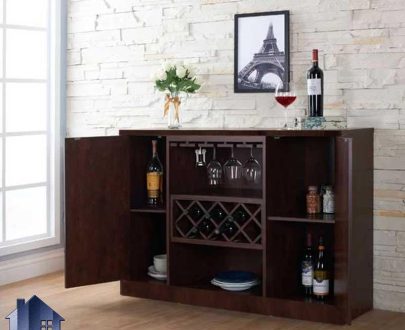 میز بار BTJ123 دارای درب و قفسه بطری و آویز گیلاس که به عنوان کمد ویترین در آشپزخانه و پذیرایی و رستوران و کافی شاپ مورد استفاده قرار می‌گیرد