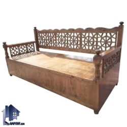 تخت سنتی چهارنفره TrK270 داری بدنه چوبی که به عنوان صندلی و تخت باغی، قهوه خانه ای در منازل، رستوران، کافی شاپ و فضای باز استفاده می‌شود.