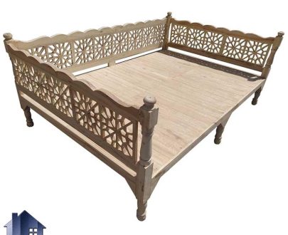 تخت سنتی هشت نفره TrK279 که به عنوان تخت چوبی قهوه خانه ای و سفره خانه ای در فضای باز کافی شاپ و رستوران و منازل قابل استفاده می‌باشد.