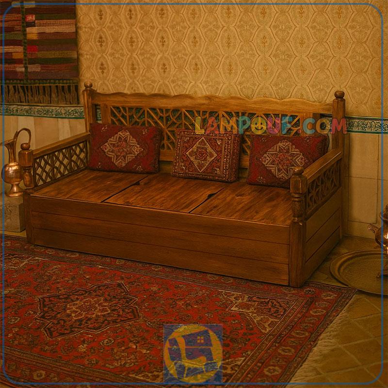 TrK284-1 تخت سنتی باکس دار TrK284 دارای صندوق درب دار که به عنوان تخت چوبی باغی و قهوه خانه ای در فضای باز، رستوران و سفره خانه استفاده میشود.