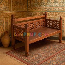 تخت سنتی سه نفره TrK285 به صورت گره چینی چوبی که به عنوان تخت باغی قهوه خانه ای در فضای باز و رستوران و کافی شاپ سفره خانه استفاده میشود.