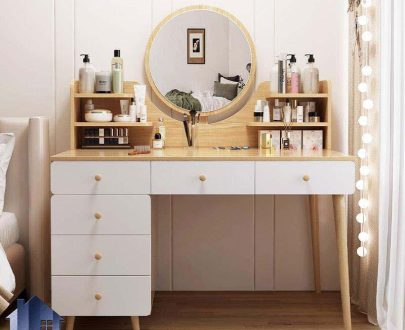 میز آرایش DJ576 دارای کشو و دراور و به صورت آینه دار که به عنوان میز توالت و گریم و کنسول در کنار سرویس خواب در اتاق خواب قرار می‌گیرد.
