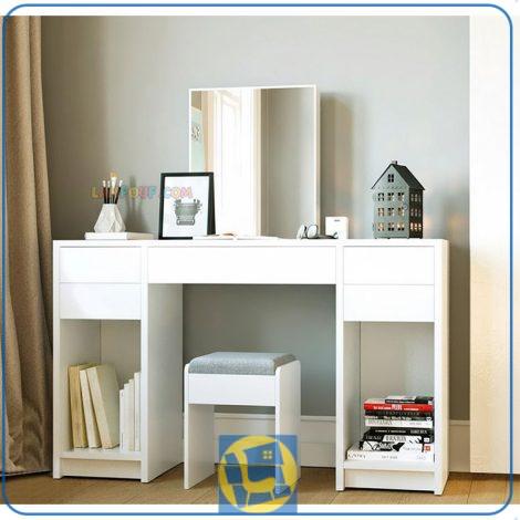 میز آرایش DJ580 دارای کشو که به عنوان دراور و کنسول آینه دار و میز توالت و گریم در کنار سرویس خواب و تختخواب در اتاق خواب استفاده می‌شود.