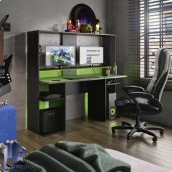 میز گیمینگ SDJ417 دارای قفسه و نورپردازی دار که به عنوان میز کامپیوتر، تحریر، میز کار یا بازی های کامپیوتری در کنار سرویس خواب قرار می‌گیرد.