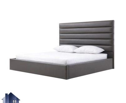تخت خواب دو نفره DBD109 دارای تاج لمسه و چستر که به عنوان ست تاج باکس و تختخواب دونفره در کنار سرویس خواب در اتاق مورد استفاده قرار می‌گیرد.