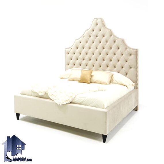 تخت خواب یک نفره SBD107 دارای طراحی لمسه و چستر که به عنوان تختخواب یا ست تاج و باکس یکنفره در کنار سرویس خواب در اتاق خواب استفاده میشود.