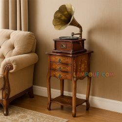 میز تلفن BSTA102 چوبی و به صورت کشو دار دارای معرق کاری که به عنوان میز گرامافون و پاتختی و کنسول در پذیرایی و یا در کنار سرویس خواب در اتاق قرار میگیرد.