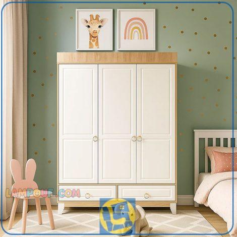 کمد جالباسی کودک و نوجوان LHE104 سه درب دارای میله آویز رگال لباس و قفسه و به صورت کشو دار که در کنار سرویس خواب و سیسمونی نوزاد در اتاق خواب قرار میگیرد.