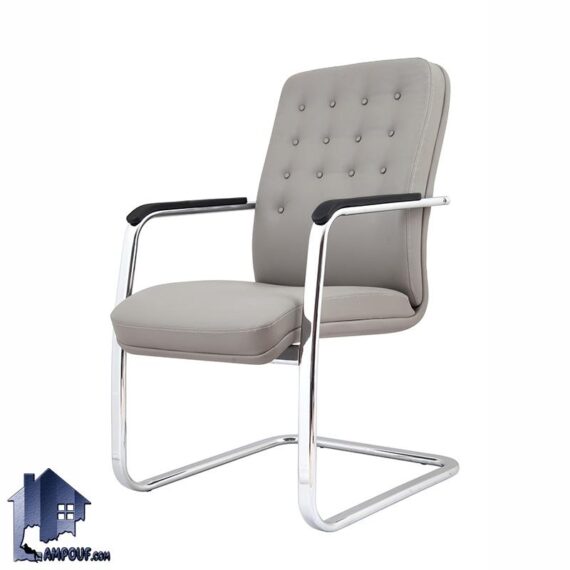 صندلی کنفرانسی BLC مدل WSAM105 دارای طراحی به صورت چستر و لمسه کاری شده که در کنار انواع میز کنفرانس و مبلمان اداری یا به عنوان صندلی انتظار استفاده می‌شود.