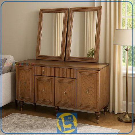 آینه کنسول SCA1110، دارای 4 درب در قسمت کمدها، 2 کشو، 2 آینه قاب‌دار جداگانه، از جنس ام دی اف با روکش چوب بلوط، پایه‌ها از جنس راش است.