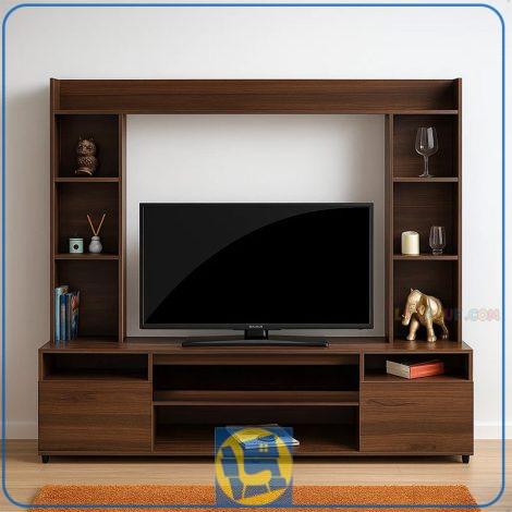 میز تلویزیون مدل TTJ127 به صورت ایستاده دارای قفسه و ویترین است و به عنوان میز ال سی دی و ال ای دی در تی وی روم و پذیرایی استفاده می‌شود.