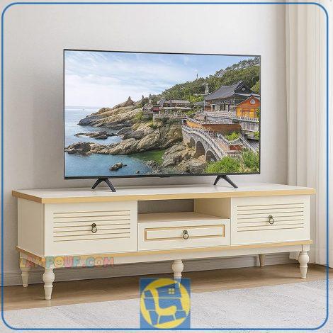 میز تلویزیون TTA770 چوبی کشو دار و قفسه دار که به عنوان زیر تلویزیونی و میز ال سی دی و ال ای دی در پذیرایی (تی وی روم) قرار می‌گیرد.