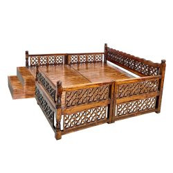 تخت سنتی 8 نفره TrK311 به صورت خانوادگی دارای پله که به عنوان تخت سنتی دورهمی در داخل منزل و رستوران و کافی شاپ و قهوه خانه ها قرار میگیرد.