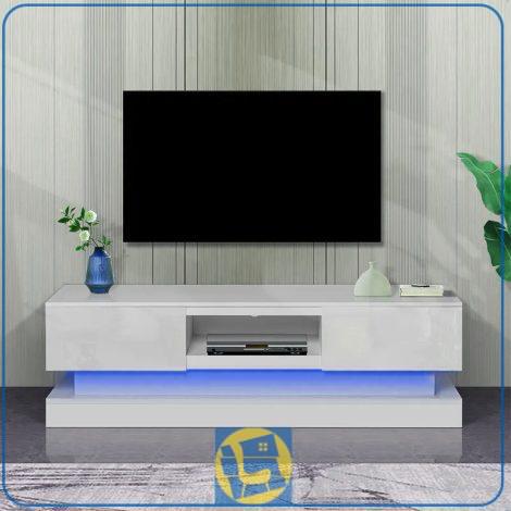 میز تلویزیون TTJ135 با طراحی شناور، نورپردازی LED، و خطوط مینیمال، فراتر از یک میز ساده، به یک المان دکوراتیو جذاب و کاربردی در خانه شما تبدیل می‌شود.