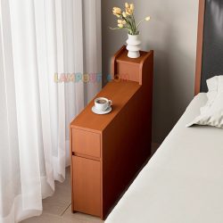 میز کنار مبلی HOJ195 دارای کشو و کمد برای ذخیره سازی لوازم مورد نیاز که میتواند در کنار تخت و سرویس خواب و مبلمان و ... در فضا های مختلف قرار گیرد.