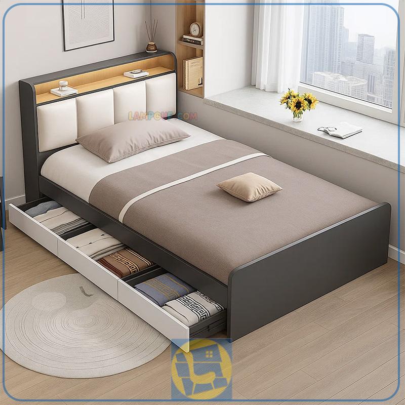 SBJ301 (1) تخت خواب یک نفره SBJ301 دارای سه کشو و تاج دارای قفسه و درب داشبوردی که با رنگ بندی متنوع در سایز های مختلف یکنفره و نوجوان قابل تولید است.