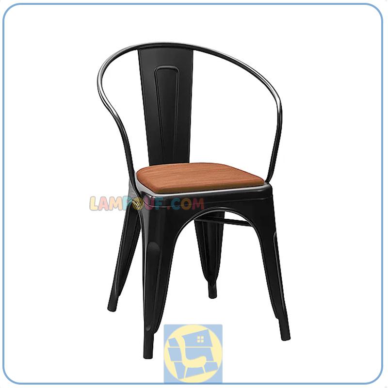 DSN127 (1) صندلی نهارخوری DSN127 با طراحی زیبا و استحکام بالا، گزینهای ایدهآل برای استفاده در محیطهای مختلف مانند آشپزخانهها، رستورانها، کافهها و حتی فضای باز است.