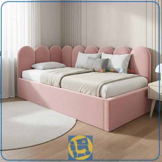 تخت خواب یک نفره SBRo423 با طراحی به صورت ال شکل و با کاربرد چند منظوره به عنوان تخت و مبل یا کاناپه مناسب برای اتاق نوجوان و بزرگسال است.